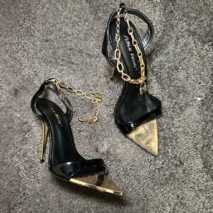 Simmi Black | Gold High Heels